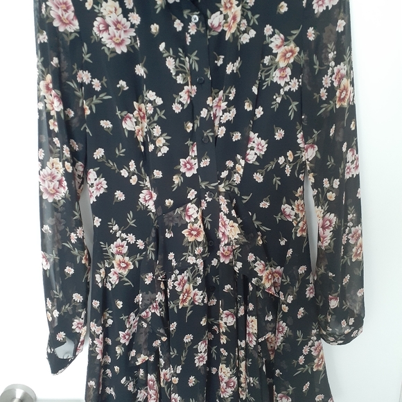 Collective Concepts Floral Dress - Picture 2 of 3